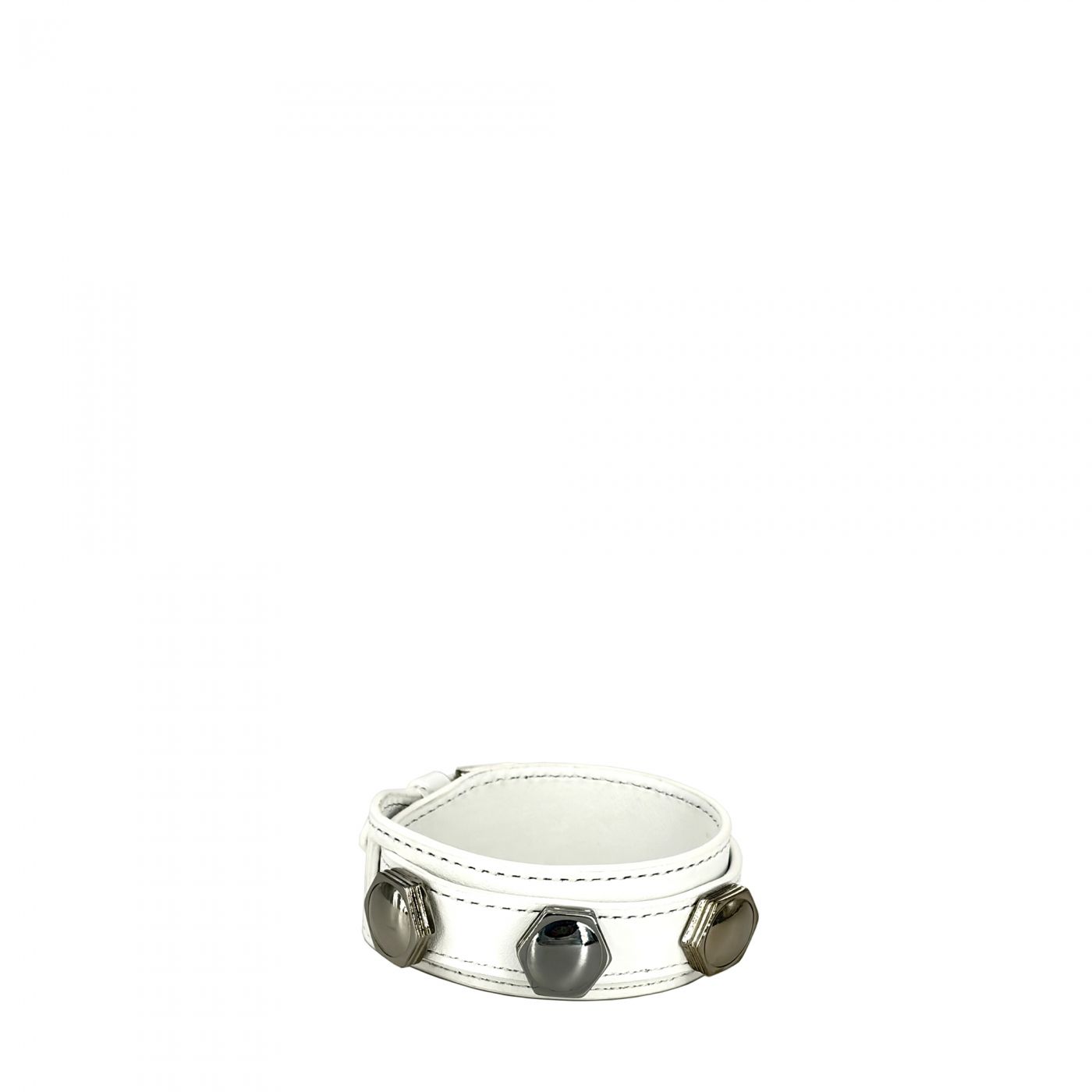 Double wrap white bracelet